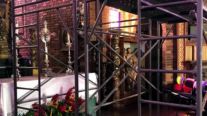 Andaime tubular da SAF no restauro de uma igreja em Recife
